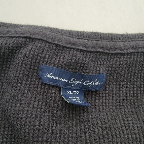 American Eagle Black Ribbed Long Sleeve Tee - Picture 4 of 5